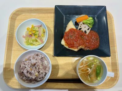 野菜たっぷりメニュー例1食堂