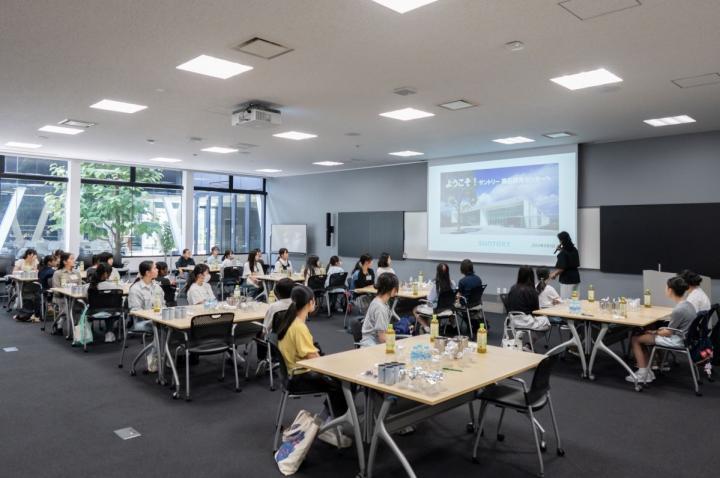 女子中高校生オフィスツアー