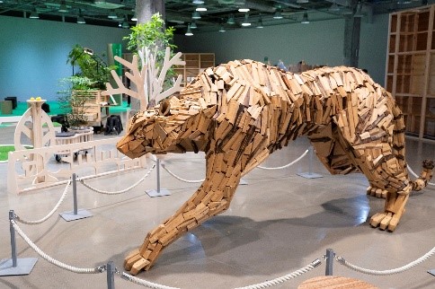 Photo: Tiger made from waste materials