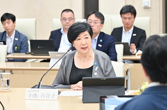  Governor Koike speaking of energy issues