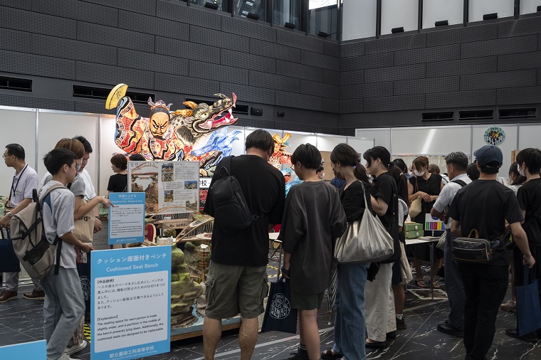  Work exhibition corners