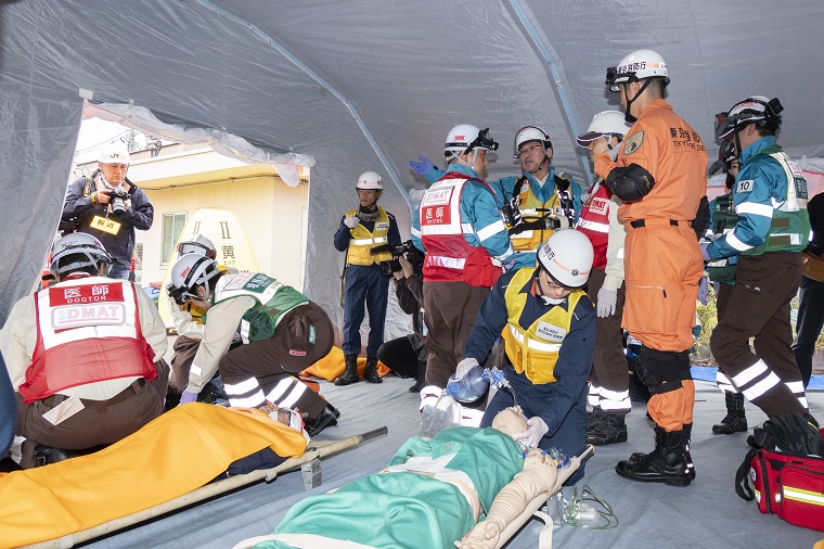 Photo：Training on medical treatment at an on-site medical aid station