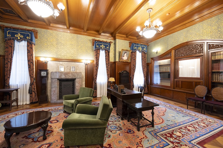 The study of the Marquis on the second floor of the former main residence of the Maeda family Western-style building