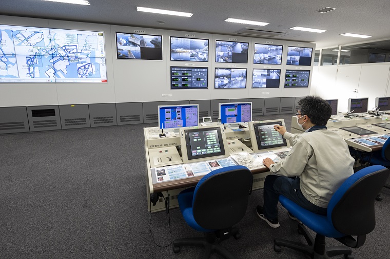 Photo: The Second Storm Surge Control Center (Takahama Sluice Gate)
