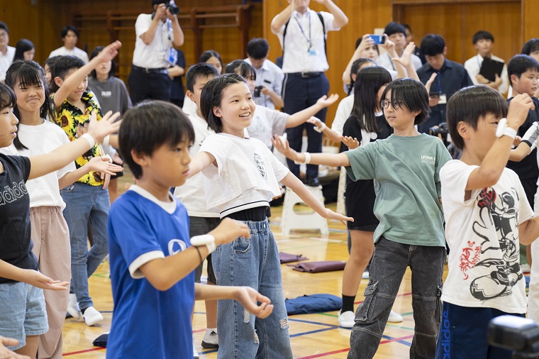  Elementary school children dancing in class