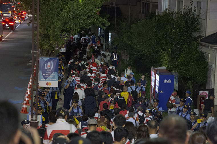 開幕戦終了後の東京スタジアム