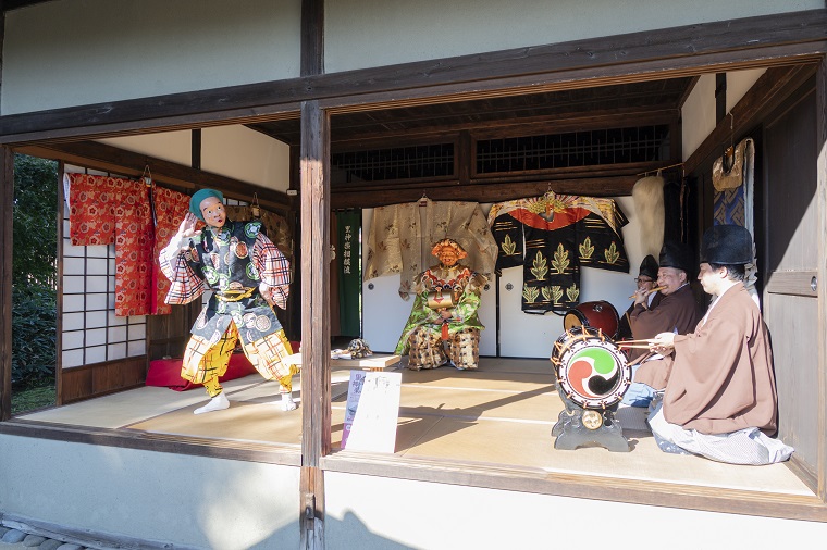 里神楽（相模流萩原由郎社中）東京都無形民俗文化財指定記念公演の写真