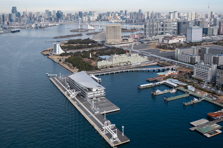 台場地区周辺と船の科学館の写真