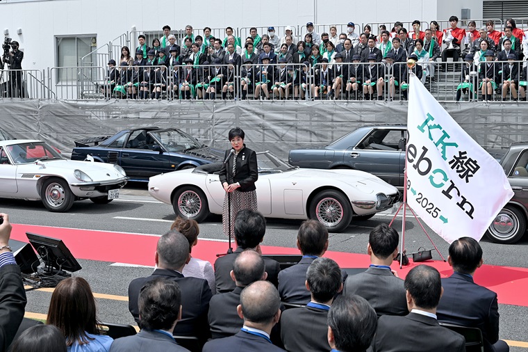 小池知事の写真